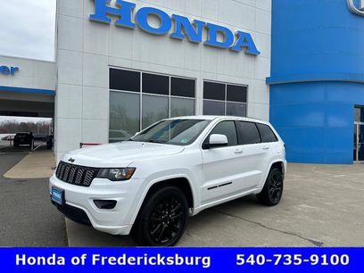Used 2017 Jeep Grand Cherokee Altitude