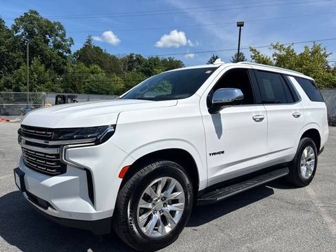 Used 2023 Chevrolet Tahoe Premier AWD/4WD image 2