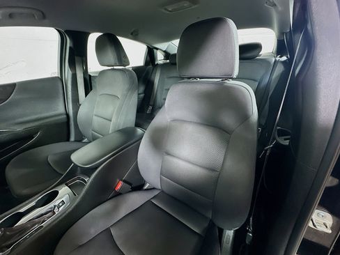 Used 2024 Chevrolet Malibu RS FWD image 18