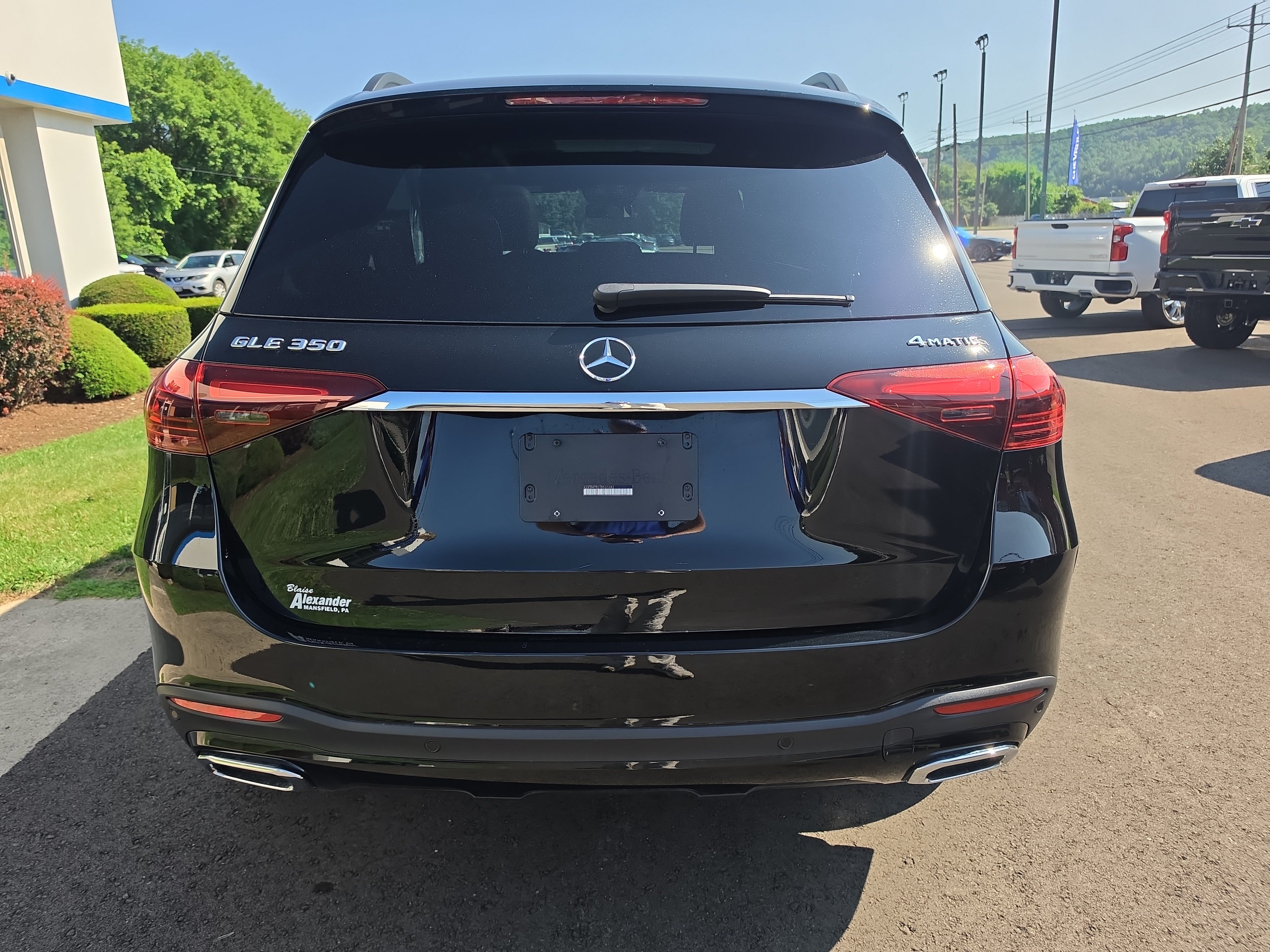 Used 2026 Mercedes-Benz GLE 350 4MATIC image 4