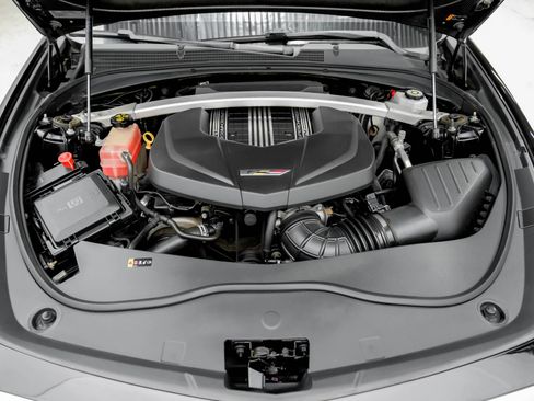 Used 2018 Cadillac CTS V w/ Luxury Package image 56