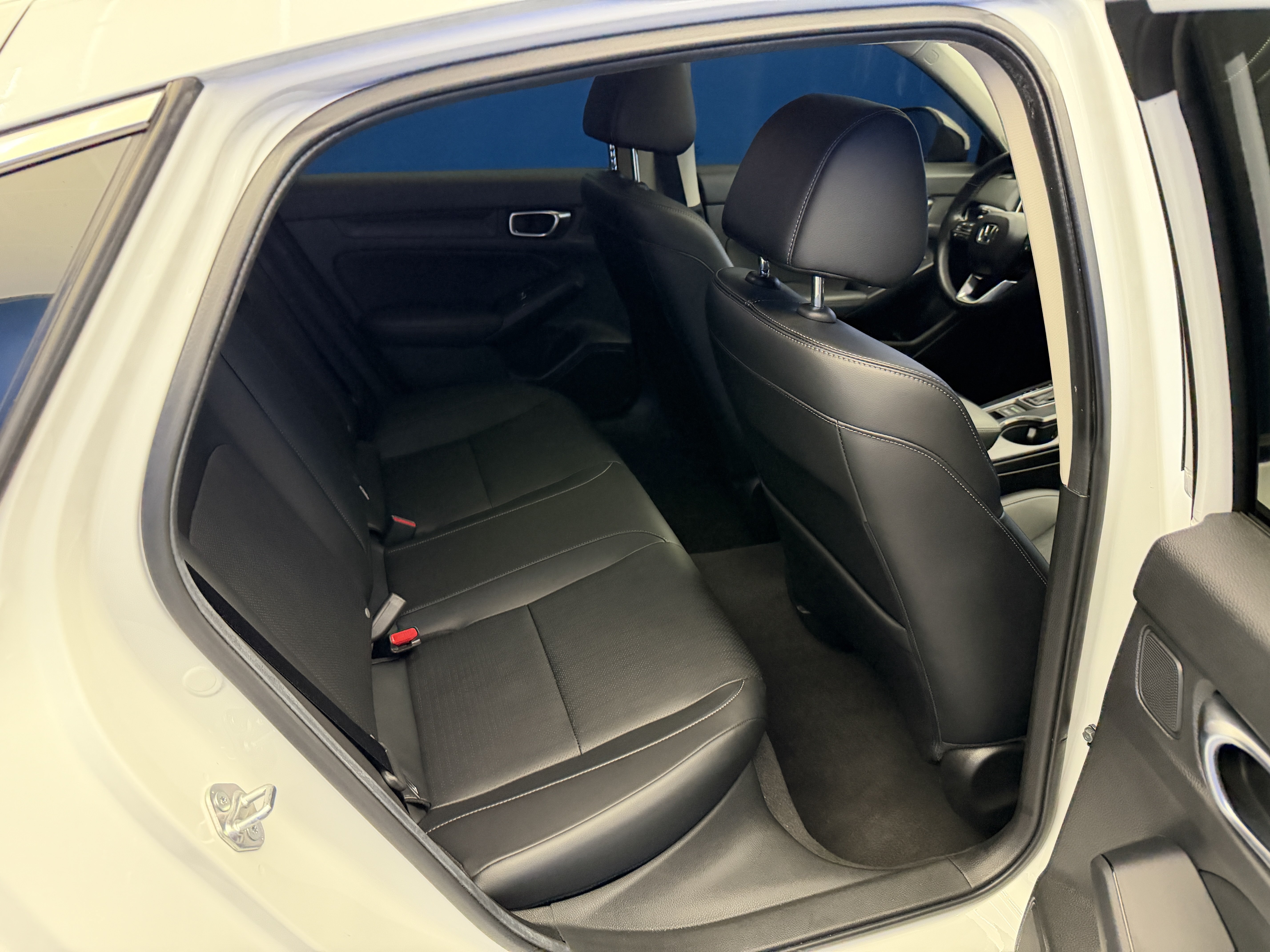 Used 2024 Honda Civic EX-L image 26