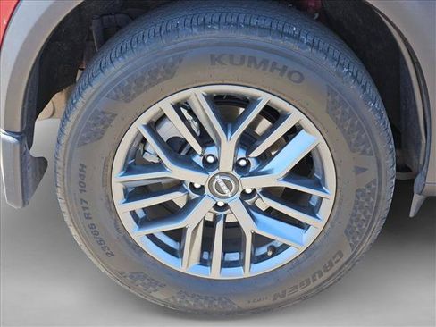 Used 2023 Nissan Rogue S FWD image 8