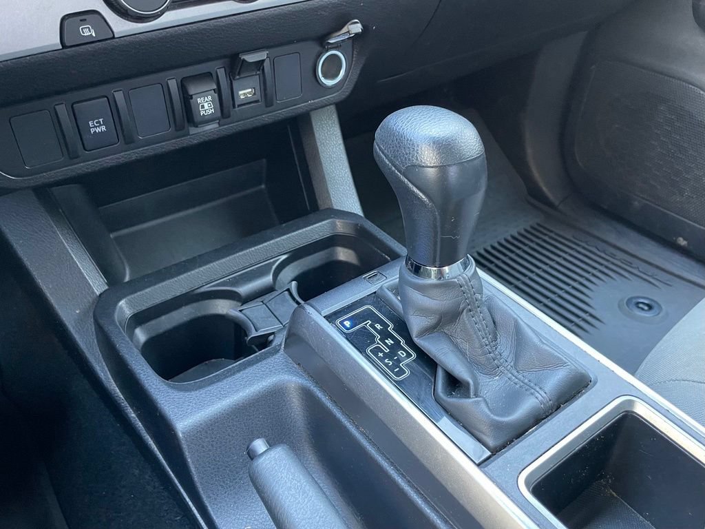Used 2023 Toyota Tacoma SR5 RWD image 20