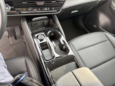 Used 2025 Buick Envision Preferred image 26