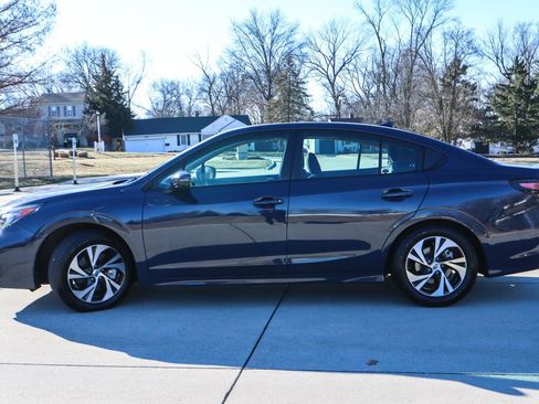 Used 2024 Subaru Legacy Premium image 4