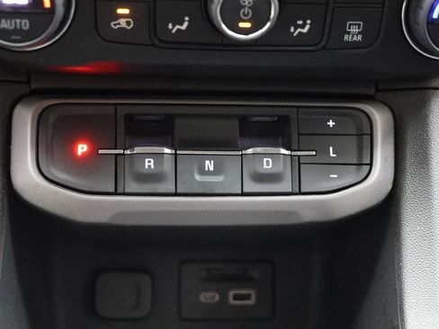 Used 2023 GMC Acadia AT4 w/ Technology Package AWD/4WD image 23