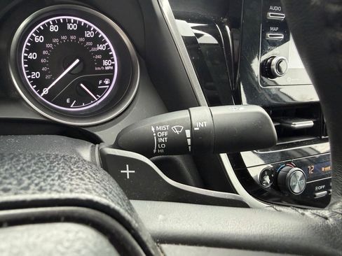 Certified 2023 Toyota Camry SE image 21