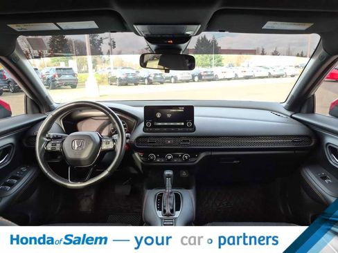 Used 2023 Honda HR-V Sport image 10
