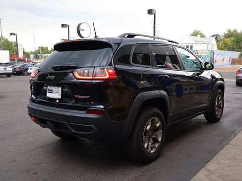 Used 2019 Jeep Cherokee Trailhawk w/ Cold Weather Group AWD/4WD image 5
