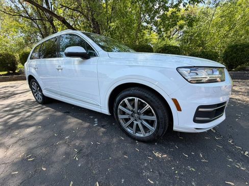 Used 2018 Audi Q7 3.0T Premium Plus w/ Premium Plus Package AWD/4WD image 6