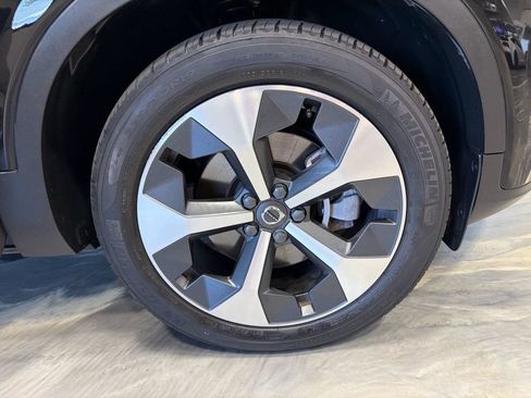 Used 2023 Volvo XC40 B5 Plus w/ Driver Assist Package AWD/4WD image 30