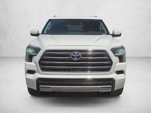 Used 2023 Toyota Sequoia Limited AWD/4WD image 2