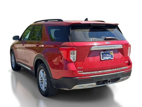 Certified 2023 Ford Explorer XLT w/ Equipment Group 202A AWD/4WD image 3