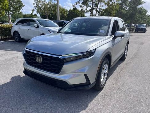 Used 2025 Honda CR-V LX image 2