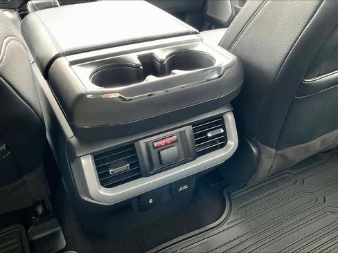 Used 2023 Ford F150 Lariat w/ Equipment Group 502A High AWD/4WD image 31