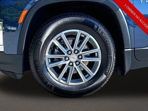Certified 2023 Chevrolet Traverse LT w/ LPO, Floor Liner Package AWD/4WD image 8