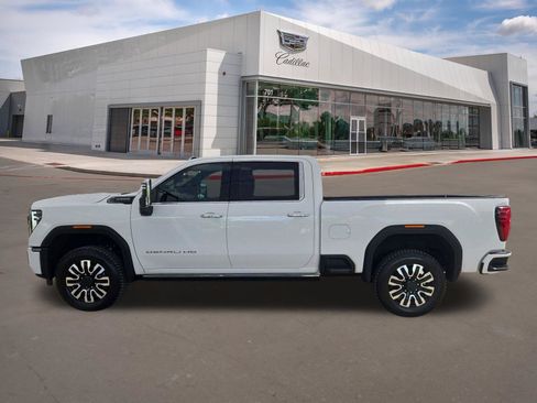 Used 2025 GMC Sierra 2500 Denali Ultimate AWD/4WD image 3