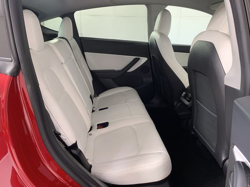 Used 2020 Tesla Model Y Long Range AWD/4WD image 36
