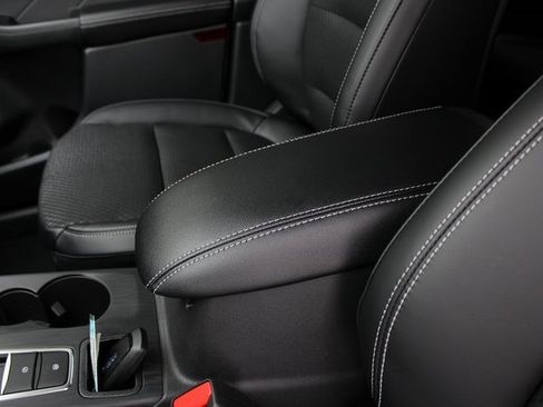 New 2026 Ford Escape SE image 17