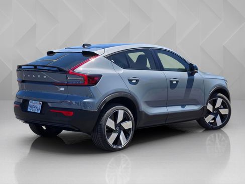 Certified 2023 Volvo C40 P8 Recharge Ultimate w/ Protection Package Premier AWD/4WD image 6