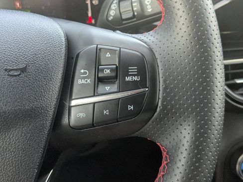 Used 2025 Ford Escape ST-Line FWD image 18