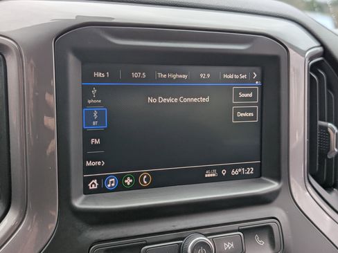 Used 2021 Chevrolet Silverado 1500 Custom image 27