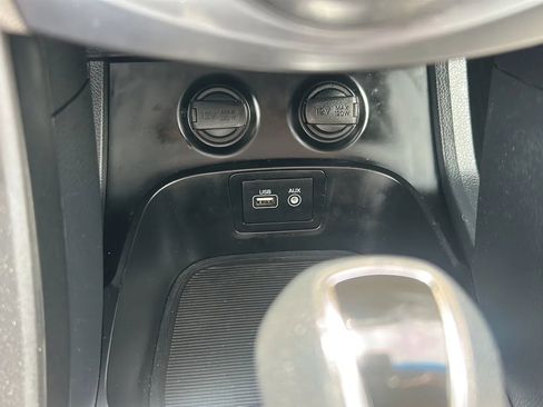 Used 2018 Hyundai Santa Fe SE AWD/4WD image 26