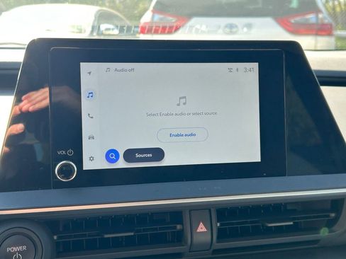 Used 2026 Toyota Prius LE image 28