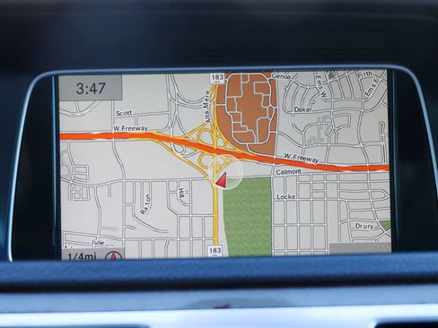 Used 2014 Mercedes-Benz E 350 Sedan image 32