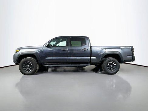 Certified 2023 Toyota Tacoma TRD Off-Road AWD/4WD image 4