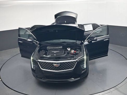 Used 2024 Cadillac XT4 Premium Luxury FWD image 49