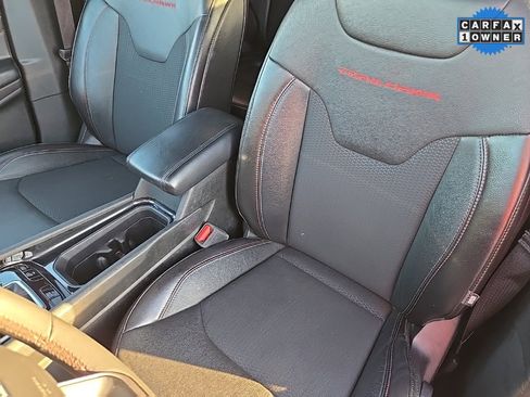 Used 2023 Jeep Compass Trailhawk image 14