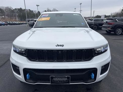 Used 2024 Jeep Grand Cherokee Limited 4xe AWD/4WD image 3
