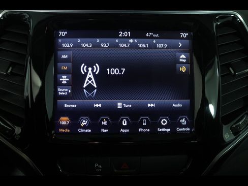 Used 2020 Jeep Cherokee Limited AWD/4WD image 29