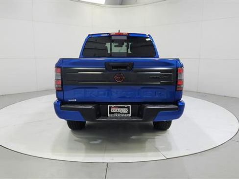 Certified 2025 Nissan Frontier PRO-4X image 6