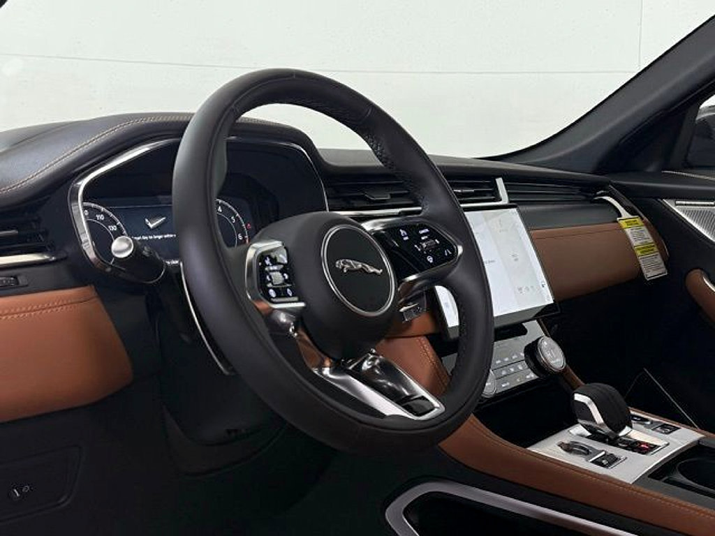 New 2026 Jaguar F-PACE R-Dynamic S AWD/4WD image 43