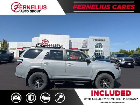 Used 2021 Toyota 4Runner Trail Special Edition AWD/4WD image 2