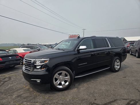Used 2017 Chevrolet Suburban Premier AWD/4WD image 2