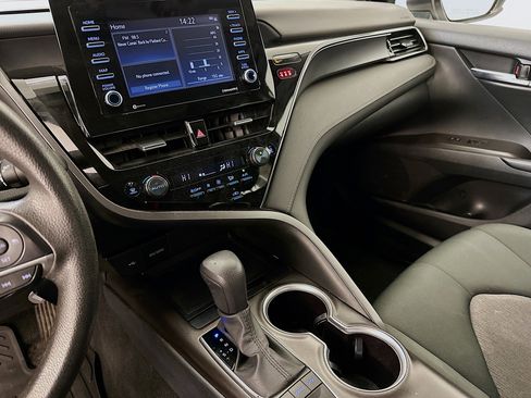 Used 2023 Toyota Camry LE image 26