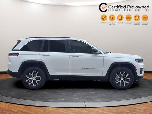 Used 2024 Jeep Grand Cherokee Limited RWD image 2