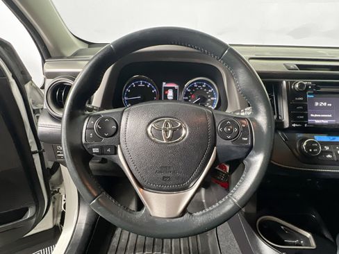 Used 2016 Toyota RAV4 XLE FWD image 17