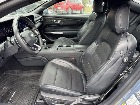 Used 2024 Ford Mustang GT Premium image 9