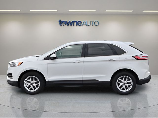 Used 2023 Ford Edge SEL w/ Convenience Package AWD/4WD image 2