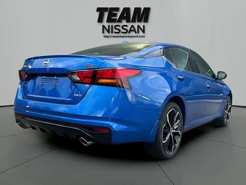 Certified 2025 Nissan Altima 2.5 SR w/ SR Premium Package AWD/4WD image 4