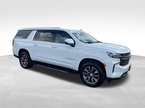Used 2024 Chevrolet Suburban LT w/ LT Signature Plus Package AWD/4WD image 7