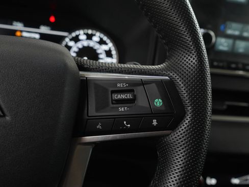 Used 2023 Mitsubishi Outlander SE AWD/4WD image 28
