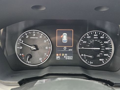 Used 2025 Subaru Outback Premium image 37