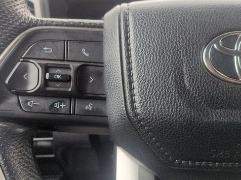 Used 2024 Toyota Tacoma TRD Off-Road image 15