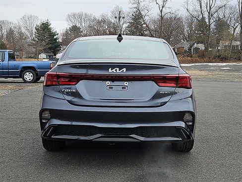 Certified 2023 Kia Forte GT-Line image 6